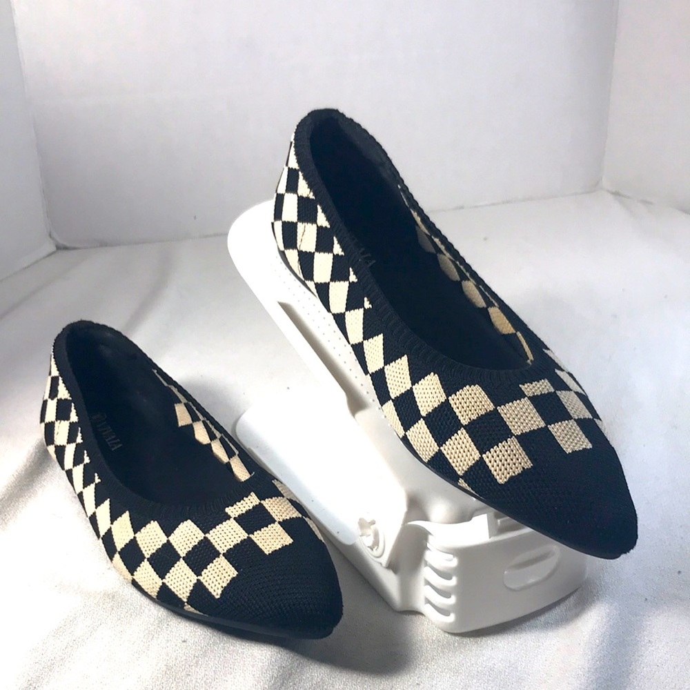 Vicarage Aria 5 Women’s Black & White Checkered Knit Pointy Toe Ballerina Flats